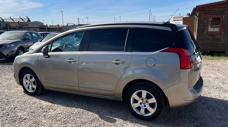 Peugeot 5008 cena 39900 przebieg: 213000, rok produkcji 2016 z Namysłów małe 667
